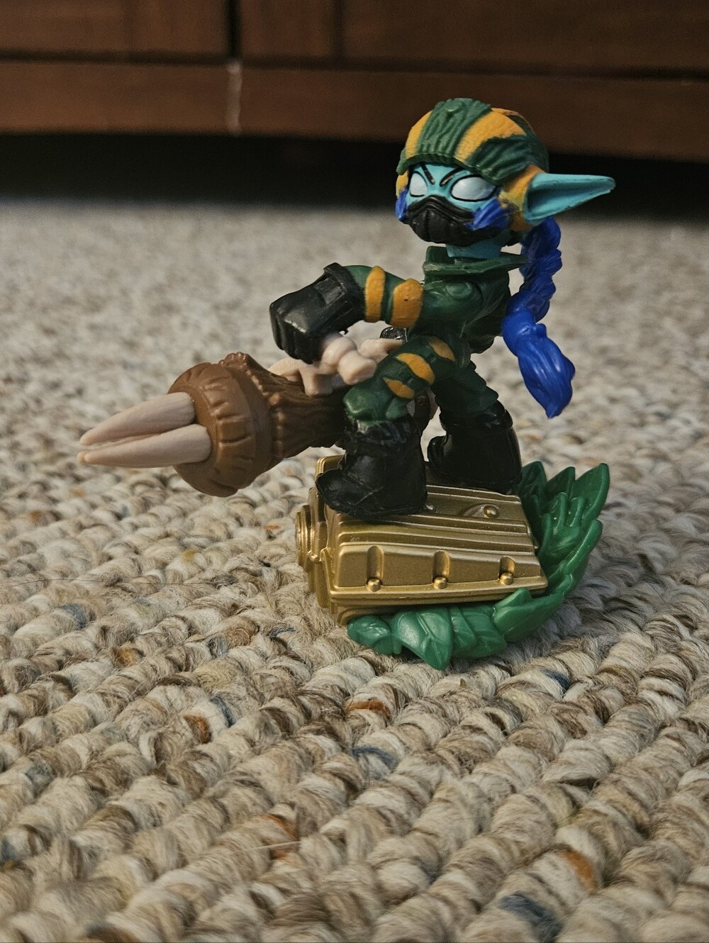 Skylanders Superchargers Stealth Elf